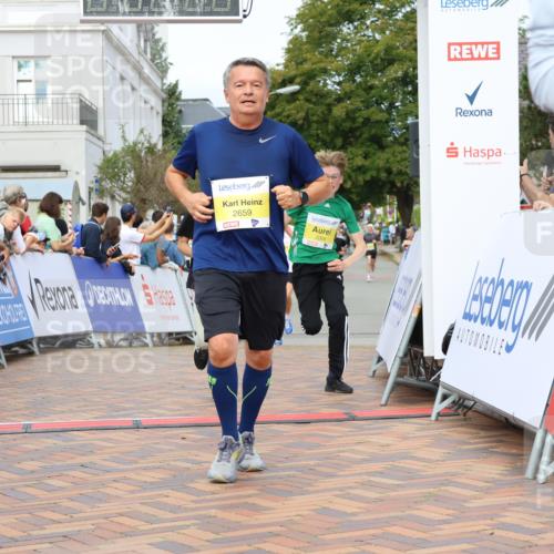 31.08.2025 - 21. Blankeneser Heldenlauf Strokosch-Dieckow http://msf.ph/oto/8704579 31.08.2025 10:28:02 Ziel 2112, 2068, 2067, 2741, 2343, 2659, 2261 meine-sportfotos.de