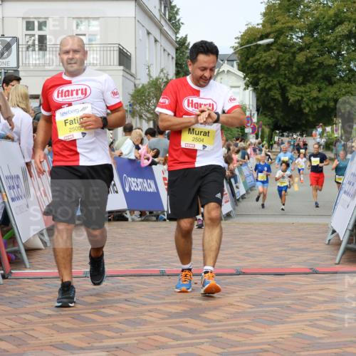 31.08.2025 - 21. Blankeneser Heldenlauf Strokosch-Dieckow http://msf.ph/oto/8704822 31.08.2025 10:25:27 Ziel 2541, 2636, 2363, 2367, 2505, 2504 meine-sportfotos.de