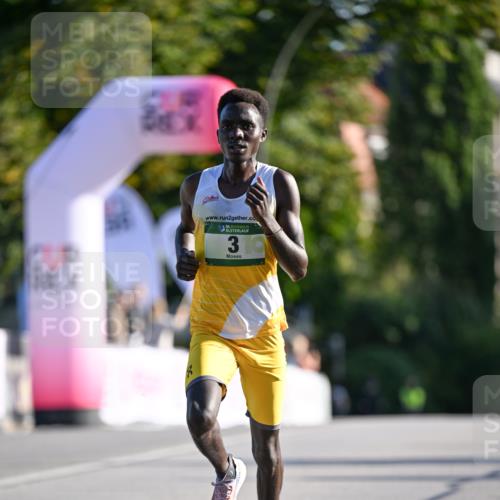 07.09.2025 - BARMER Alsterlauf Dr. Thomas Lammeyer http://msf.ph/oto/8704900 07.09.2025 09:16:41 Laufen 2, 36, 3 meine-sportfotos.de
