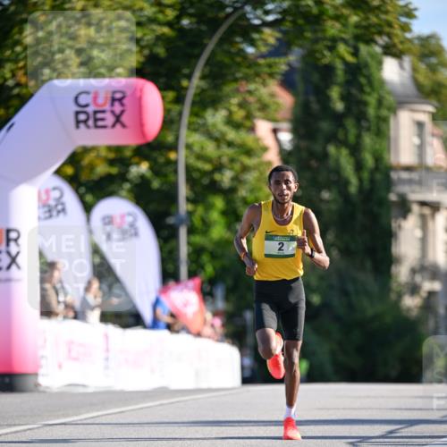 07.09.2025 - BARMER Alsterlauf Dr. Thomas Lammeyer http://msf.ph/oto/8704913 07.09.2025 09:16:52 Laufen 2 meine-sportfotos.de