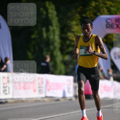 07.09.2025 - BARMER Alsterlauf Dr. Thomas Lammeyer http://msf.ph/oto/8704924 07.09.2025 09:16:54 Laufen 510, 2 meine-sportfotos.de
