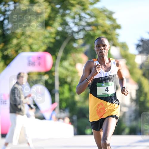 07.09.2025 - BARMER Alsterlauf Dr. Thomas Lammeyer http://msf.ph/oto/8704945 07.09.2025 09:16:59 Laufen 2, 36, 4 meine-sportfotos.de