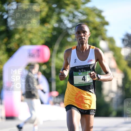 07.09.2025 - BARMER Alsterlauf Dr. Thomas Lammeyer http://msf.ph/oto/8704947 07.09.2025 09:17:00 Laufen 2, 36, 4 meine-sportfotos.de