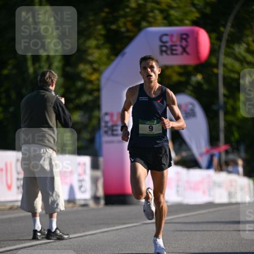 07.09.2025 - BARMER Alsterlauf Dr. Thomas Lammeyer http://msf.ph/oto/8704966 07.09.2025 09:17:20 Laufen 5 meine-sportfotos.de