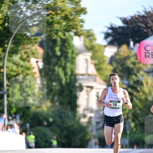 07.09.2025 - BARMER Alsterlauf Dr. Thomas Lammeyer http://msf.ph/oto/8704974 07.09.2025 09:17:43 Laufen 16 meine-sportfotos.de