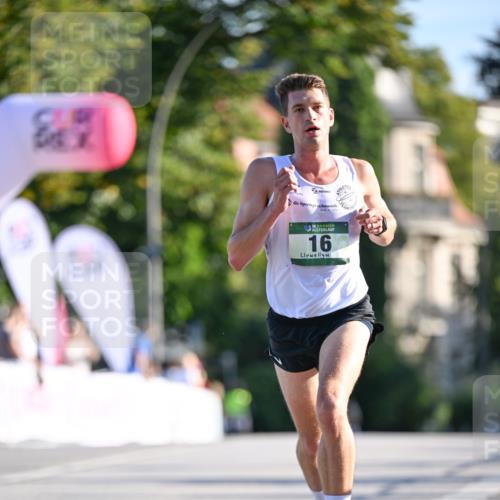 07.09.2025 - BARMER Alsterlauf Dr. Thomas Lammeyer http://msf.ph/oto/8704988 07.09.2025 09:17:44 Laufen 36, 16 meine-sportfotos.de