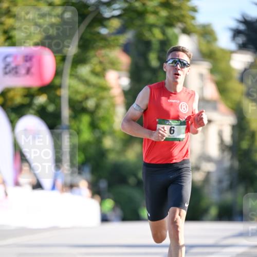 07.09.2025 - BARMER Alsterlauf Dr. Thomas Lammeyer http://msf.ph/oto/8705001 07.09.2025 09:17:47 Laufen 6 meine-sportfotos.de