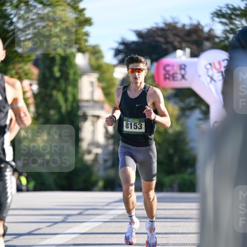 07.09.2025 - BARMER Alsterlauf Dr. Thomas Lammeyer http://msf.ph/oto/8705037 07.09.2025 09:18:04 Laufen 8153, 3 meine-sportfotos.de