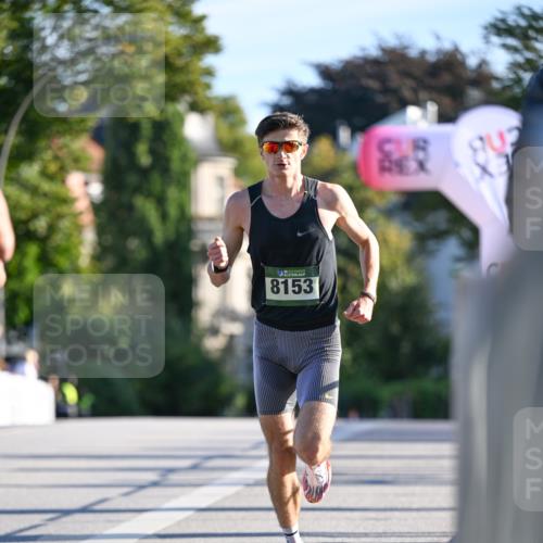 07.09.2025 - BARMER Alsterlauf Dr. Thomas Lammeyer http://msf.ph/oto/8705039 07.09.2025 09:18:05 Laufen 8153 meine-sportfotos.de
