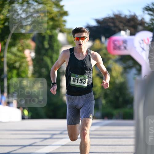07.09.2025 - BARMER Alsterlauf Dr. Thomas Lammeyer http://msf.ph/oto/8705041 07.09.2025 09:18:05 Laufen 16, 8153, 64 meine-sportfotos.de