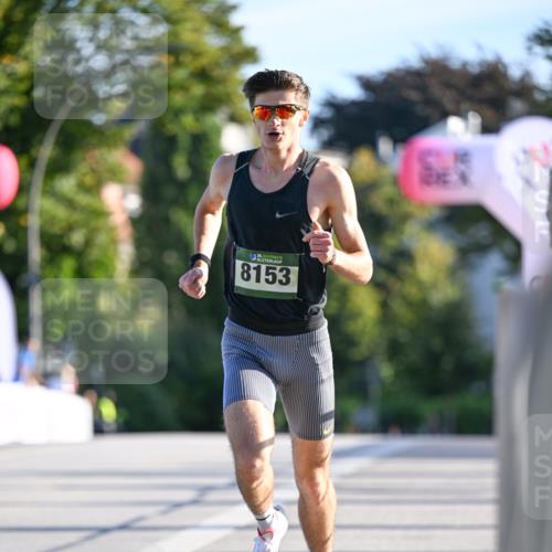 07.09.2025 - BARMER Alsterlauf Dr. Thomas Lammeyer http://msf.ph/oto/8705042 07.09.2025 09:18:05 Laufen 36, 8153 meine-sportfotos.de