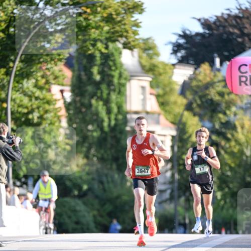 07.09.2025 - BARMER Alsterlauf Dr. Thomas Lammeyer http://msf.ph/oto/8705063 07.09.2025 09:18:49 Laufen 3947, 17 meine-sportfotos.de