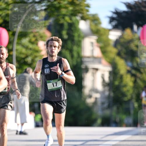 07.09.2025 - BARMER Alsterlauf Dr. Thomas Lammeyer http://msf.ph/oto/8705085 07.09.2025 09:18:52 Laufen 17 meine-sportfotos.de