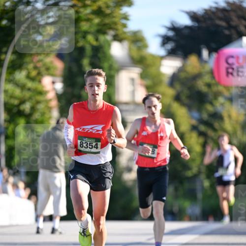 07.09.2025 - BARMER Alsterlauf Dr. Thomas Lammeyer http://msf.ph/oto/8705137 07.09.2025 09:19:08 Laufen 8354 meine-sportfotos.de