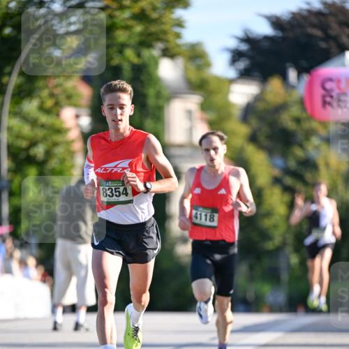 07.09.2025 - BARMER Alsterlauf Dr. Thomas Lammeyer http://msf.ph/oto/8705138 07.09.2025 09:19:08 Laufen 8354, 4118 meine-sportfotos.de