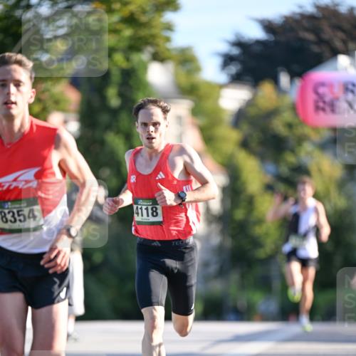 07.09.2025 - BARMER Alsterlauf Dr. Thomas Lammeyer http://msf.ph/oto/8705142 07.09.2025 09:19:09 Laufen 8354, 4118 meine-sportfotos.de