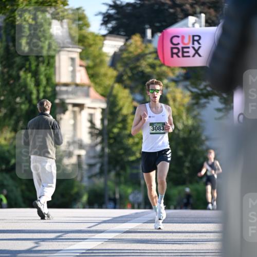07.09.2025 - BARMER Alsterlauf Dr. Thomas Lammeyer http://msf.ph/oto/8705174 07.09.2025 09:19:26 Laufen 3083 meine-sportfotos.de