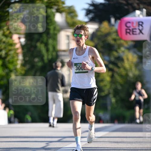 07.09.2025 - BARMER Alsterlauf Dr. Thomas Lammeyer http://msf.ph/oto/8705188 07.09.2025 09:19:28 Laufen 306 meine-sportfotos.de