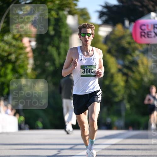 07.09.2025 - BARMER Alsterlauf Dr. Thomas Lammeyer http://msf.ph/oto/8705190 07.09.2025 09:19:29 Laufen 3083, 4 meine-sportfotos.de
