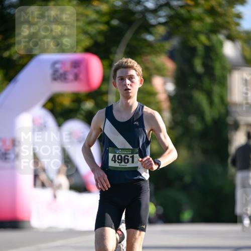 07.09.2025 - BARMER Alsterlauf Dr. Thomas Lammeyer http://msf.ph/oto/8705212 07.09.2025 09:19:36 Laufen 36, 4961 meine-sportfotos.de