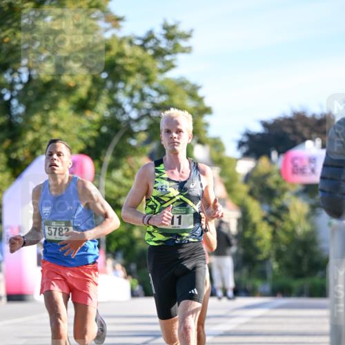07.09.2025 - BARMER Alsterlauf Dr. Thomas Lammeyer http://msf.ph/oto/8705236 07.09.2025 09:19:41 Laufen 5782, 36, 11 meine-sportfotos.de