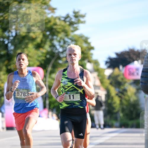07.09.2025 - BARMER Alsterlauf Dr. Thomas Lammeyer http://msf.ph/oto/8705237 07.09.2025 09:19:41 Laufen 5783, 136, 11 meine-sportfotos.de