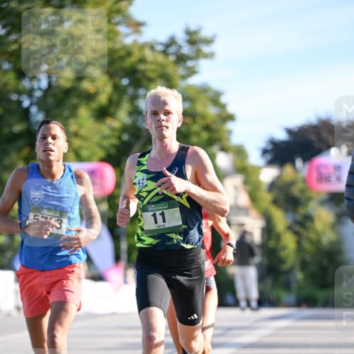 07.09.2025 - BARMER Alsterlauf Dr. Thomas Lammeyer http://msf.ph/oto/8705238 07.09.2025 09:19:41 Laufen 533 meine-sportfotos.de