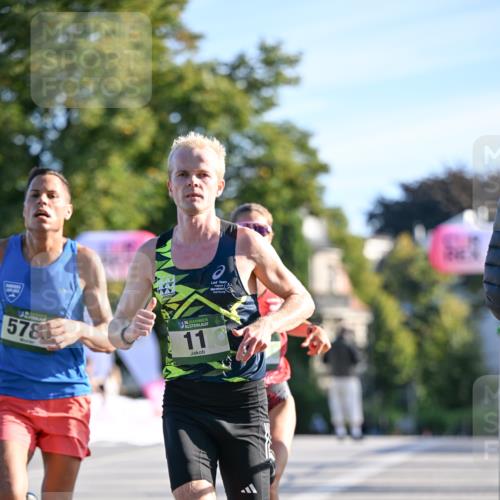 07.09.2025 - BARMER Alsterlauf Dr. Thomas Lammeyer http://msf.ph/oto/8705239 07.09.2025 09:19:41 Laufen 578, 36, 11 meine-sportfotos.de