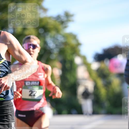 07.09.2025 - BARMER Alsterlauf Dr. Thomas Lammeyer http://msf.ph/oto/8705241 07.09.2025 09:19:42 Laufen 22 meine-sportfotos.de