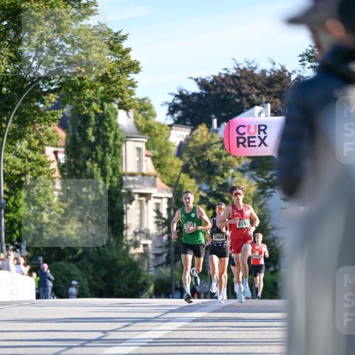 07.09.2025 - BARMER Alsterlauf Dr. Thomas Lammeyer http://msf.ph/oto/8705243 07.09.2025 09:20:00 Laufen 5747, 3966, 8199 meine-sportfotos.de