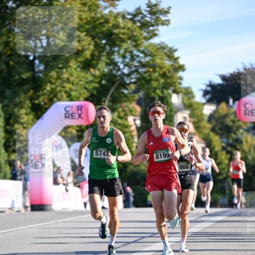 07.09.2025 - BARMER Alsterlauf Dr. Thomas Lammeyer http://msf.ph/oto/8705268 07.09.2025 09:20:03 Laufen 5747, 8199, 966 meine-sportfotos.de