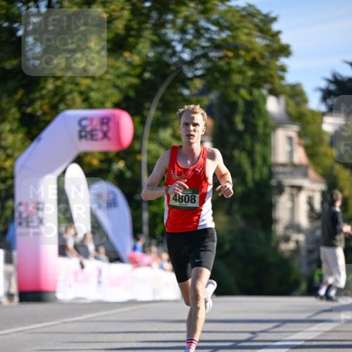 07.09.2025 - BARMER Alsterlauf Dr. Thomas Lammeyer http://msf.ph/oto/8705299 07.09.2025 09:20:09 Laufen 4808 meine-sportfotos.de