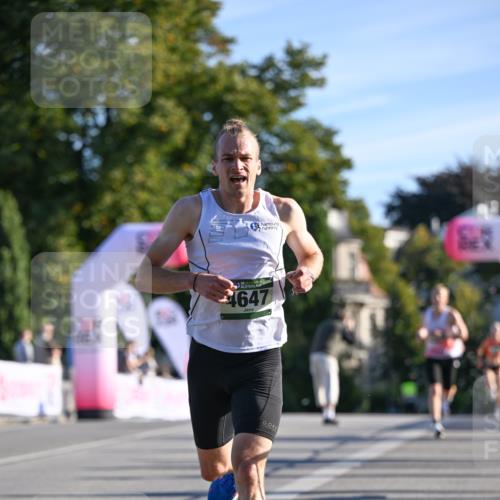 07.09.2025 - BARMER Alsterlauf Dr. Thomas Lammeyer http://msf.ph/oto/8705408 07.09.2025 09:20:37 Laufen 4647 meine-sportfotos.de