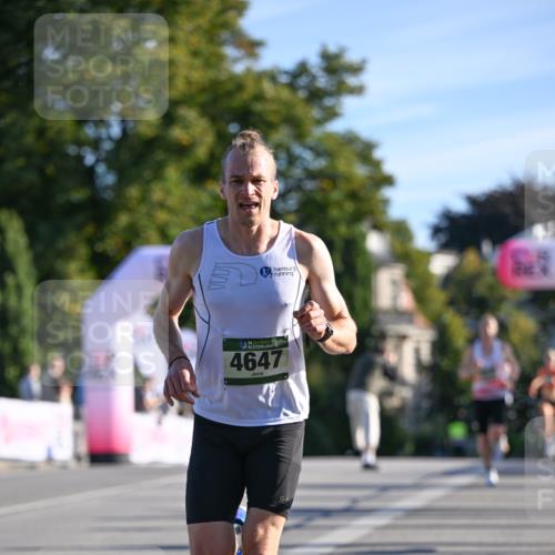 07.09.2025 - BARMER Alsterlauf Dr. Thomas Lammeyer http://msf.ph/oto/8705409 07.09.2025 09:20:37 Laufen 4647 meine-sportfotos.de