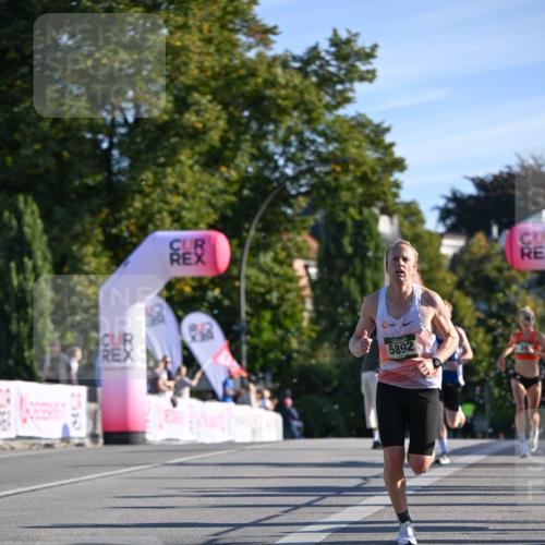 07.09.2025 - BARMER Alsterlauf Dr. Thomas Lammeyer http://msf.ph/oto/8705419 07.09.2025 09:20:40 Laufen 6352, 5892 meine-sportfotos.de