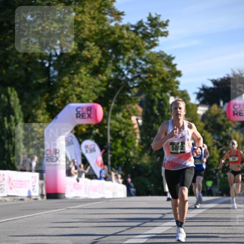 07.09.2025 - BARMER Alsterlauf Dr. Thomas Lammeyer http://msf.ph/oto/8705420 07.09.2025 09:20:40 Laufen 7510, 5892 meine-sportfotos.de