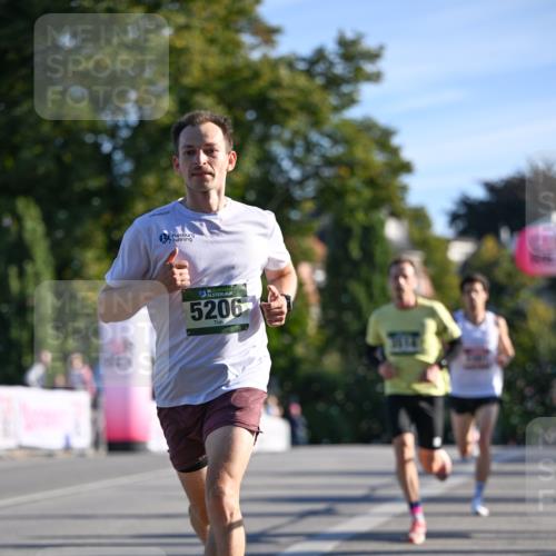 07.09.2025 - BARMER Alsterlauf Dr. Thomas Lammeyer http://msf.ph/oto/8705479 07.09.2025 09:20:50 Laufen 36, 5206 meine-sportfotos.de