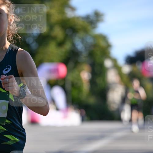 07.09.2025 - BARMER Alsterlauf Dr. Thomas Lammeyer http://msf.ph/oto/8705523 07.09.2025 09:20:59 Laufen 664 meine-sportfotos.de