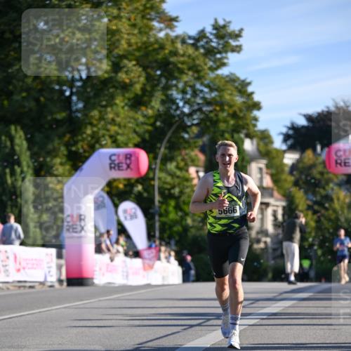 07.09.2025 - BARMER Alsterlauf Dr. Thomas Lammeyer http://msf.ph/oto/8705530 07.09.2025 09:21:01 Laufen 5666 meine-sportfotos.de