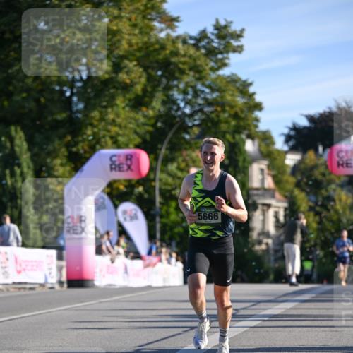 07.09.2025 - BARMER Alsterlauf Dr. Thomas Lammeyer http://msf.ph/oto/8705532 07.09.2025 09:21:02 Laufen 5666 meine-sportfotos.de