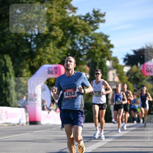 07.09.2025 - BARMER Alsterlauf Dr. Thomas Lammeyer http://msf.ph/oto/8705553 07.09.2025 09:21:11 Laufen 4252, 34 meine-sportfotos.de