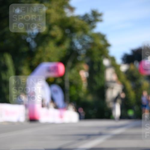 07.09.2025 - BARMER Alsterlauf Dr. Thomas Lammeyer http://msf.ph/oto/8705609 07.09.2025 09:21:19 Laufen  meine-sportfotos.de