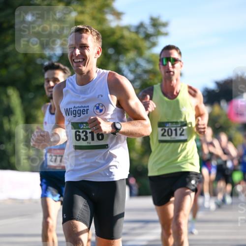 07.09.2025 - BARMER Alsterlauf Dr. Thomas Lammeyer http://msf.ph/oto/8705623 07.09.2025 09:21:26 Laufen 277, 36, 6316, 2012 meine-sportfotos.de