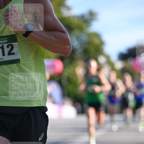 07.09.2025 - BARMER Alsterlauf Dr. Thomas Lammeyer http://msf.ph/oto/8705630 07.09.2025 09:21:27 Laufen 12 meine-sportfotos.de