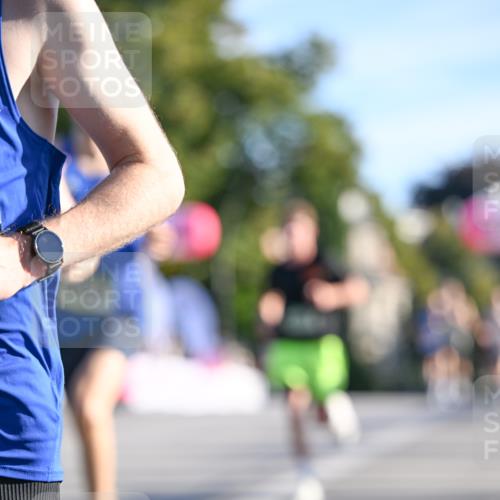 07.09.2025 - BARMER Alsterlauf Dr. Thomas Lammeyer http://msf.ph/oto/8705653 07.09.2025 09:21:30 Laufen  meine-sportfotos.de
