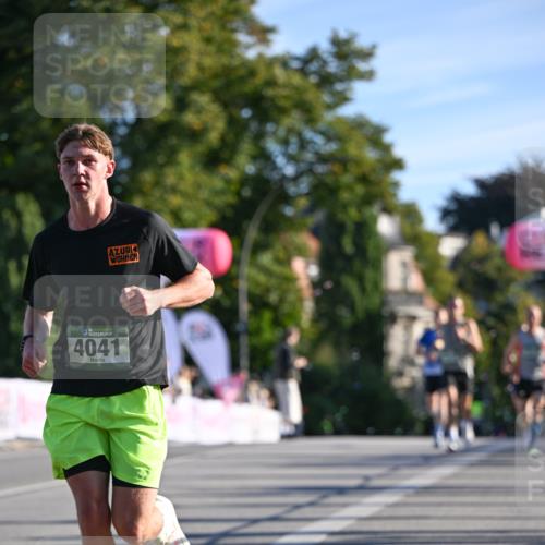 07.09.2025 - BARMER Alsterlauf Dr. Thomas Lammeyer http://msf.ph/oto/8705661 07.09.2025 09:21:32 Laufen 36, 4041 meine-sportfotos.de