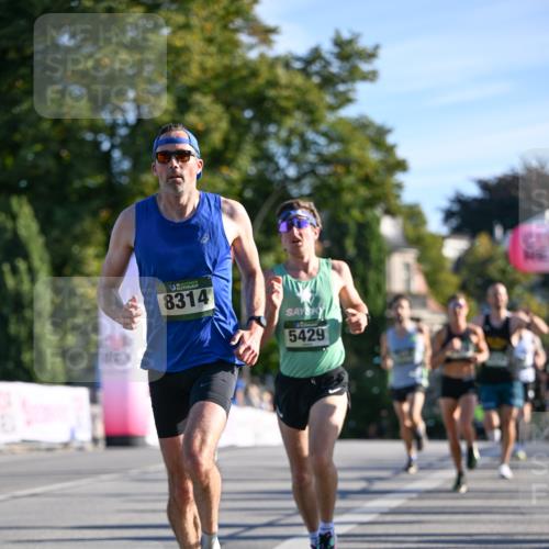 07.09.2025 - BARMER Alsterlauf Dr. Thomas Lammeyer http://msf.ph/oto/8705749 07.09.2025 09:21:50 Laufen 36, 8314, 5429, 39 meine-sportfotos.de