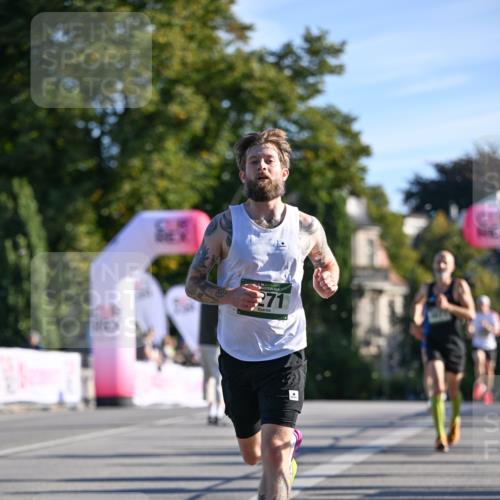 07.09.2025 - BARMER Alsterlauf Dr. Thomas Lammeyer http://msf.ph/oto/8705775 07.09.2025 09:21:55 Laufen 271 meine-sportfotos.de