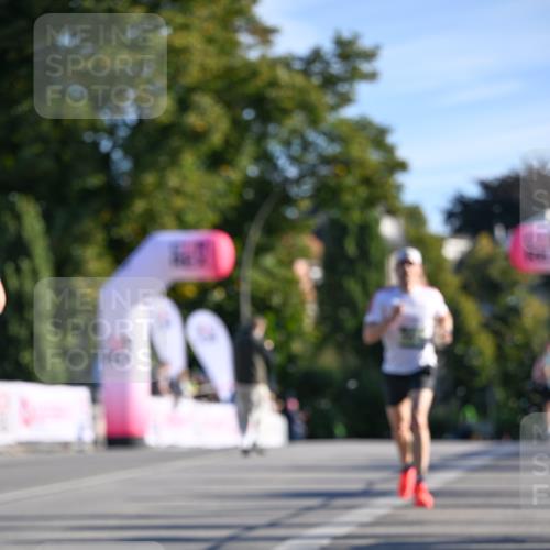 07.09.2025 - BARMER Alsterlauf Dr. Thomas Lammeyer http://msf.ph/oto/8705807 07.09.2025 09:22:00 Laufen  meine-sportfotos.de