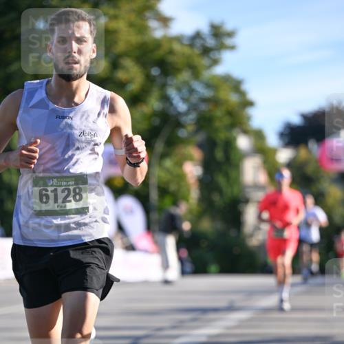 07.09.2025 - BARMER Alsterlauf Dr. Thomas Lammeyer http://msf.ph/oto/8705846 07.09.2025 09:22:10 Laufen 36, 6128 meine-sportfotos.de